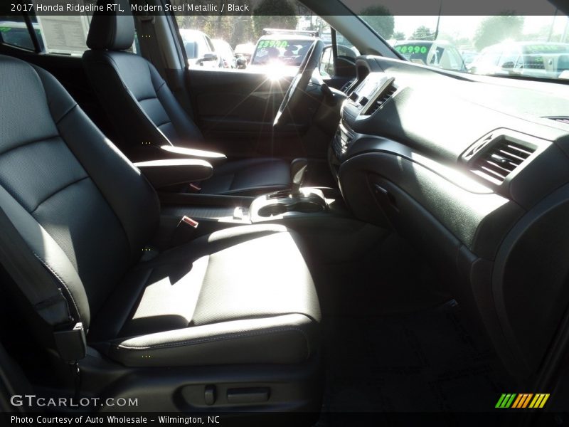 Modern Steel Metallic / Black 2017 Honda Ridgeline RTL