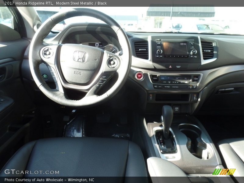Modern Steel Metallic / Black 2017 Honda Ridgeline RTL