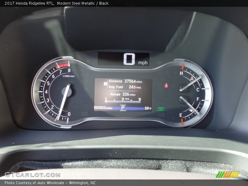 Modern Steel Metallic / Black 2017 Honda Ridgeline RTL