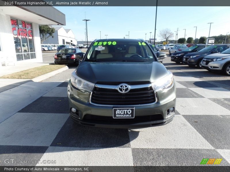 Alumina Jade Metallic / Almond 2016 Toyota Highlander XLE