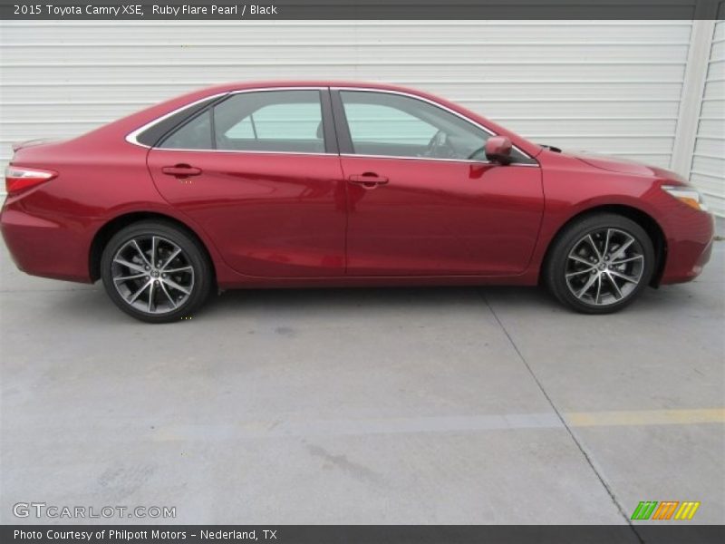 Ruby Flare Pearl / Black 2015 Toyota Camry XSE