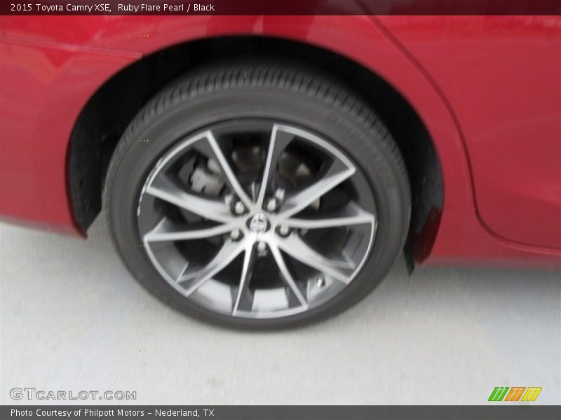 Ruby Flare Pearl / Black 2015 Toyota Camry XSE