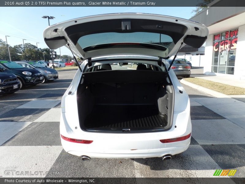 Glacier White Metallic / Titanium Gray 2016 Audi Q5 2.0 TFSI Premium Plus quattro