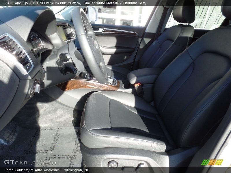 Glacier White Metallic / Titanium Gray 2016 Audi Q5 2.0 TFSI Premium Plus quattro