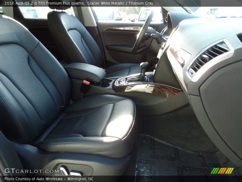 Glacier White Metallic / Titanium Gray 2016 Audi Q5 2.0 TFSI Premium Plus quattro