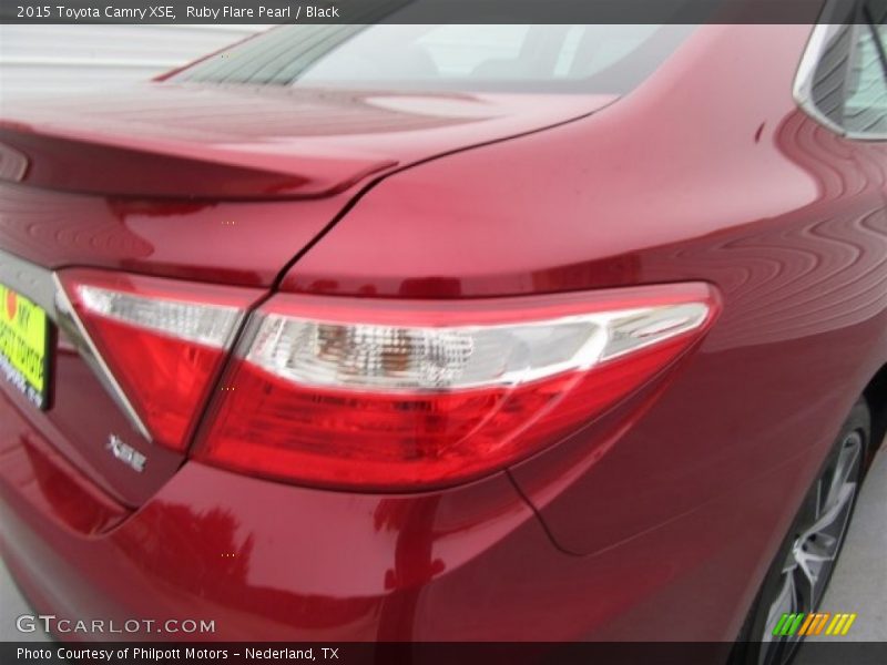 Ruby Flare Pearl / Black 2015 Toyota Camry XSE