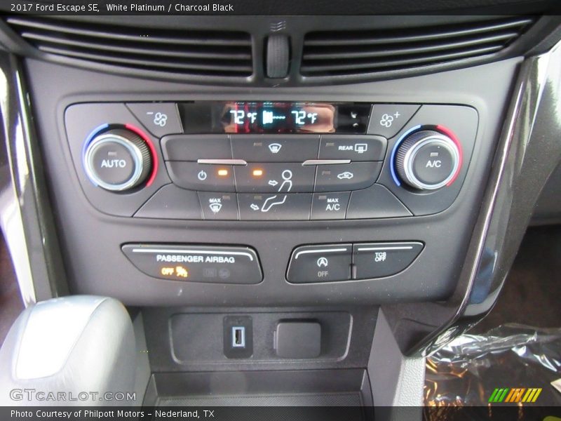 Controls of 2017 Escape SE