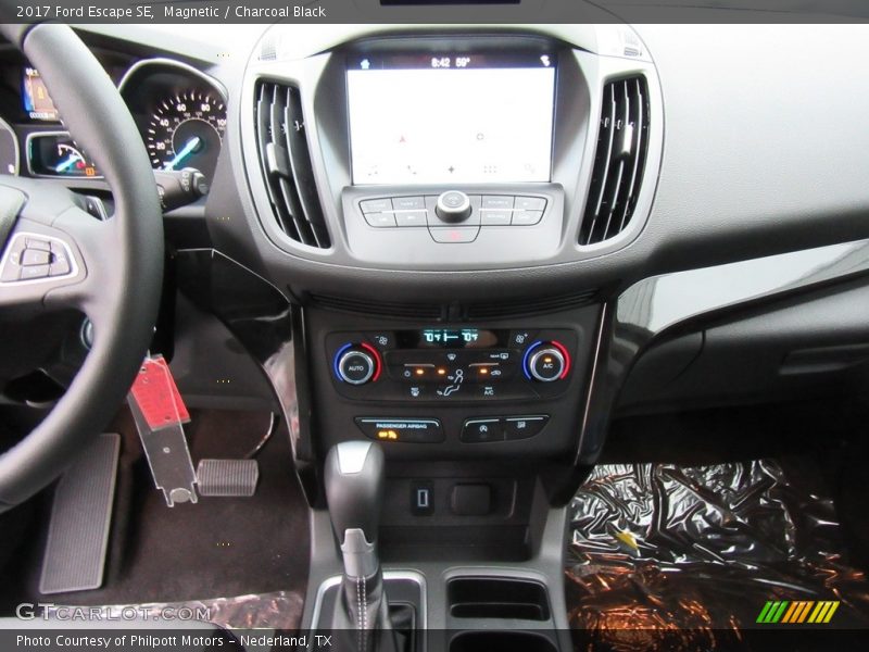 Controls of 2017 Escape SE