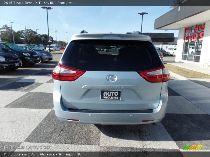 Sky Blue Pearl / Ash 2016 Toyota Sienna XLE