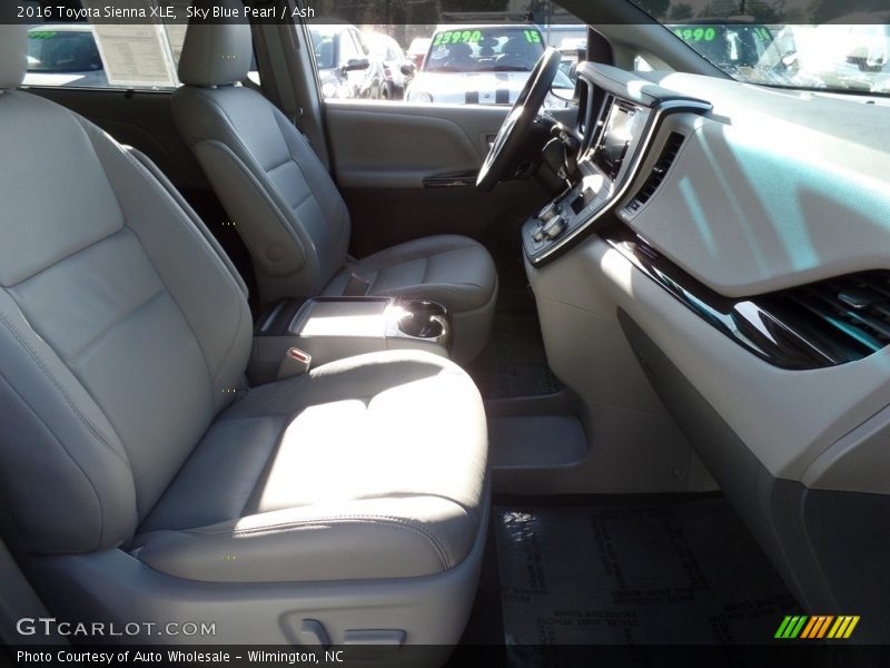 Sky Blue Pearl / Ash 2016 Toyota Sienna XLE