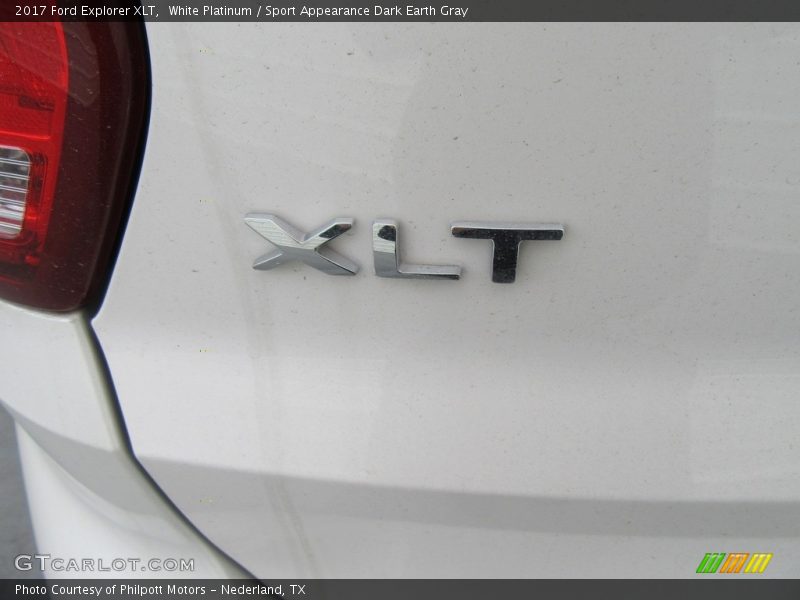 White Platinum / Sport Appearance Dark Earth Gray 2017 Ford Explorer XLT