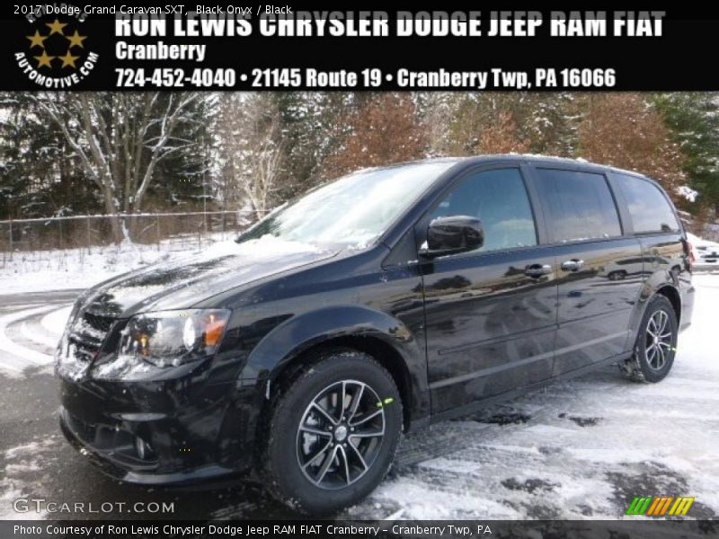 Black Onyx / Black 2017 Dodge Grand Caravan SXT