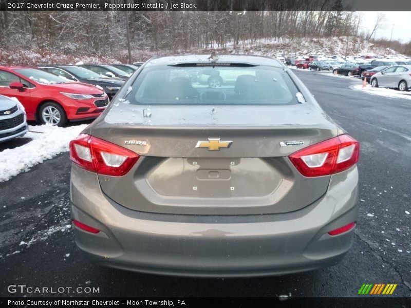 Pepperdust Metallic / Jet Black 2017 Chevrolet Cruze Premier