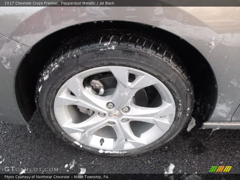 Pepperdust Metallic / Jet Black 2017 Chevrolet Cruze Premier