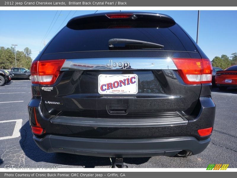 Brilliant Black Crystal Pearl / Black 2012 Jeep Grand Cherokee Laredo