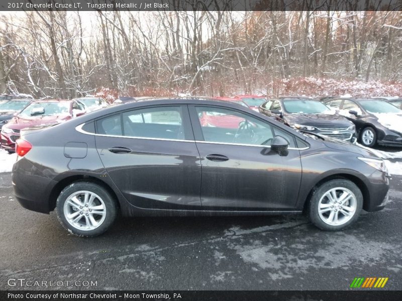 Tungsten Metallic / Jet Black 2017 Chevrolet Cruze LT