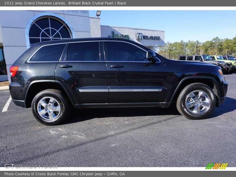 Brilliant Black Crystal Pearl / Black 2012 Jeep Grand Cherokee Laredo