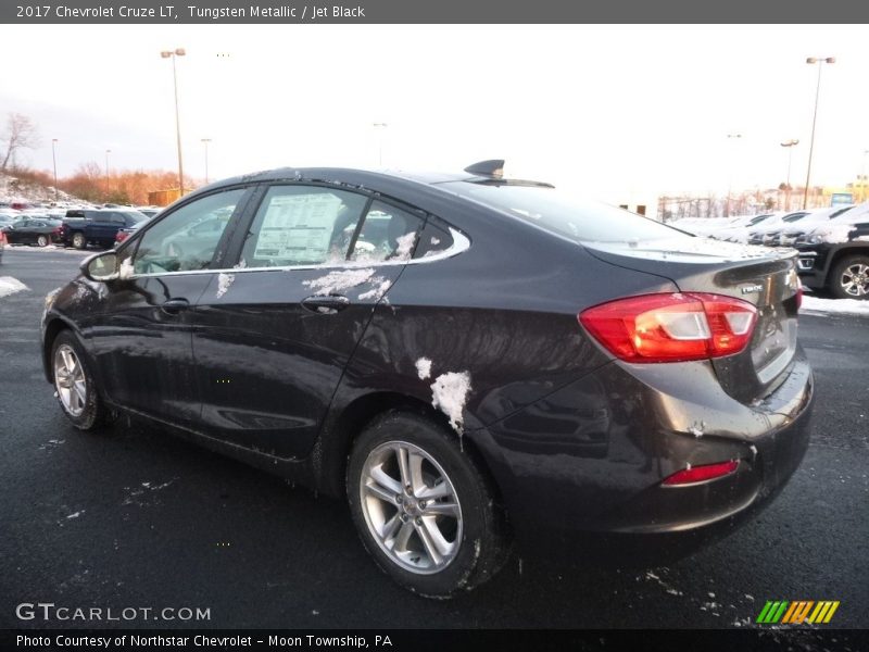 Tungsten Metallic / Jet Black 2017 Chevrolet Cruze LT