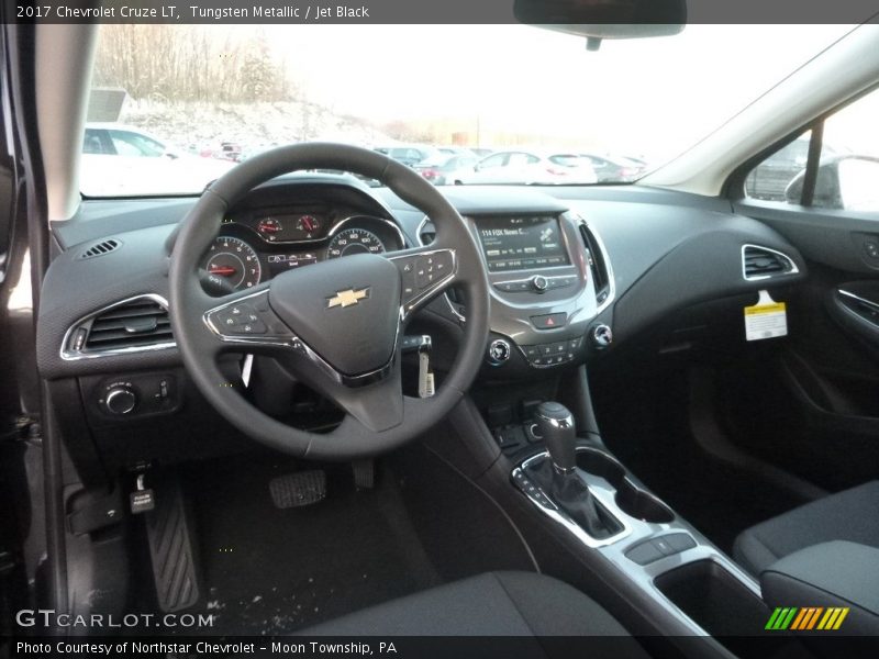 Tungsten Metallic / Jet Black 2017 Chevrolet Cruze LT