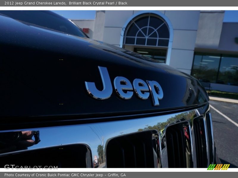 Brilliant Black Crystal Pearl / Black 2012 Jeep Grand Cherokee Laredo