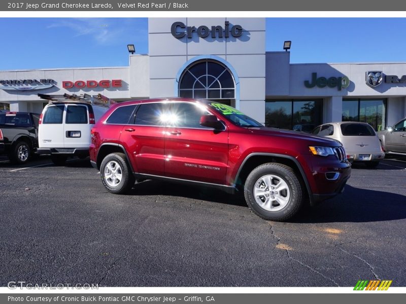 Velvet Red Pearl / Black 2017 Jeep Grand Cherokee Laredo