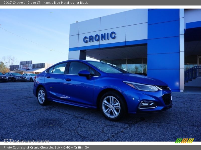 Kinetic Blue Metallic / Jet Black 2017 Chevrolet Cruze LT
