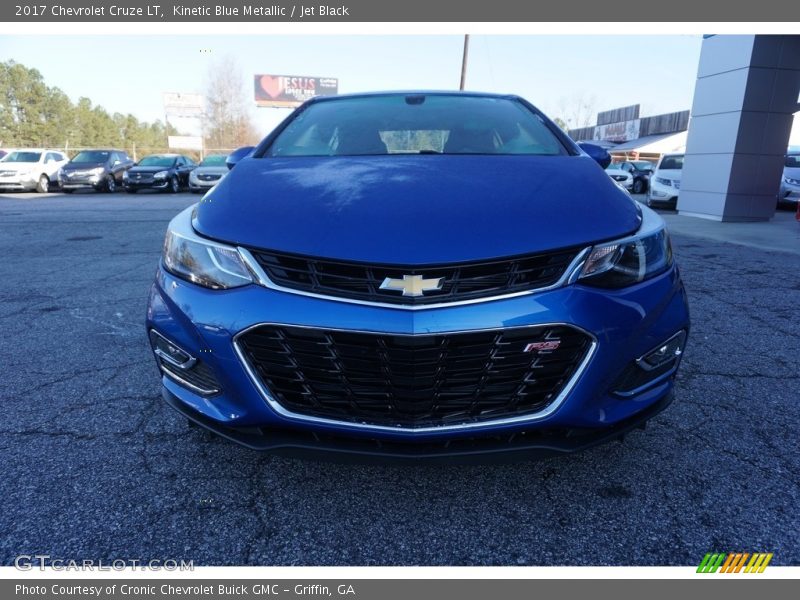 Kinetic Blue Metallic / Jet Black 2017 Chevrolet Cruze LT