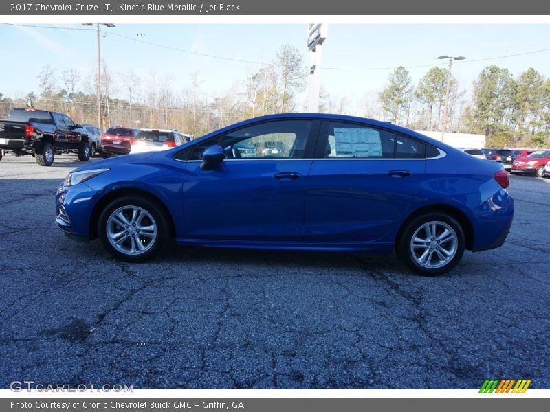 Kinetic Blue Metallic / Jet Black 2017 Chevrolet Cruze LT