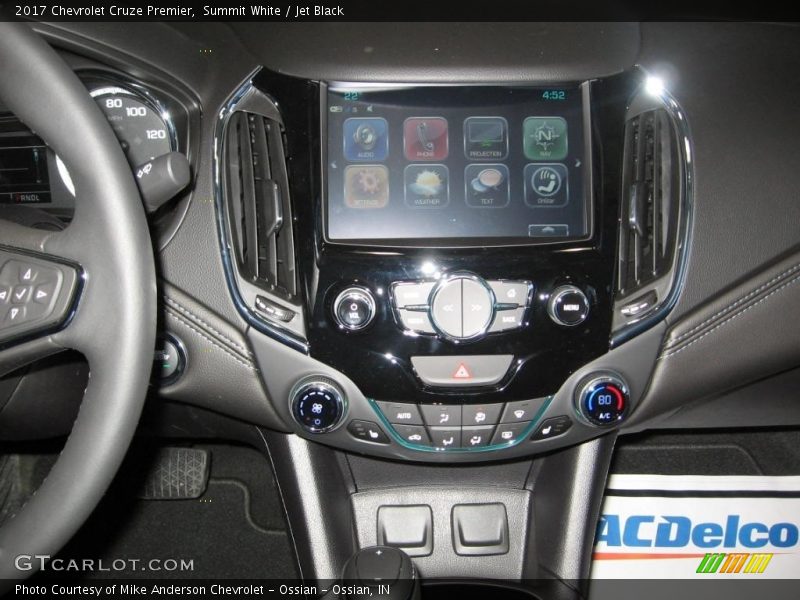Summit White / Jet Black 2017 Chevrolet Cruze Premier