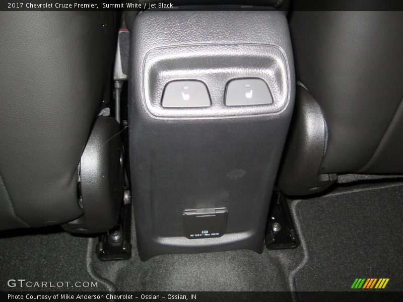 Summit White / Jet Black 2017 Chevrolet Cruze Premier
