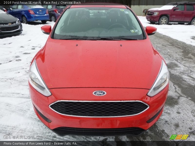 Race Red / Charcoal Black 2016 Ford Focus SE Hatch