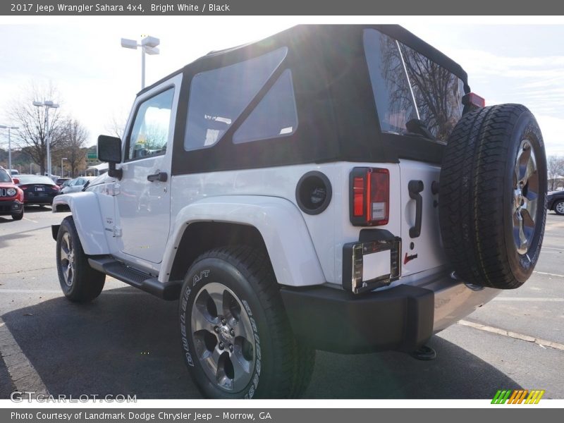 Bright White / Black 2017 Jeep Wrangler Sahara 4x4