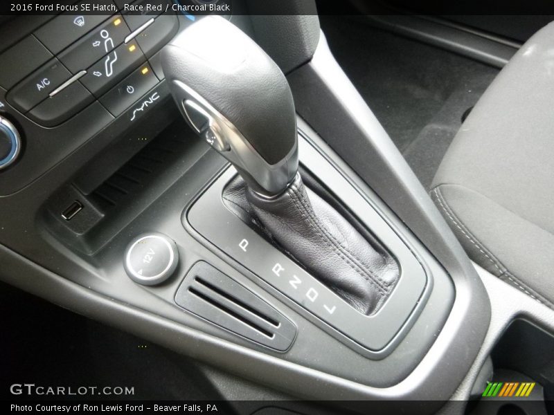 Race Red / Charcoal Black 2016 Ford Focus SE Hatch