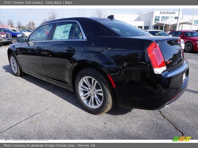 Gloss Black / Black 2017 Chrysler 300 Limited
