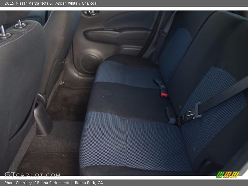 Aspen White / Charcoal 2015 Nissan Versa Note S
