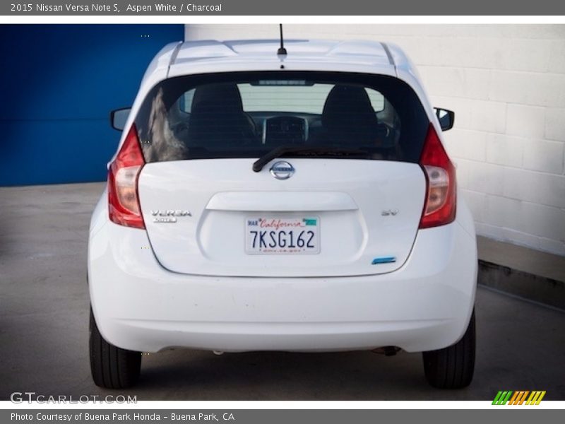 Aspen White / Charcoal 2015 Nissan Versa Note S