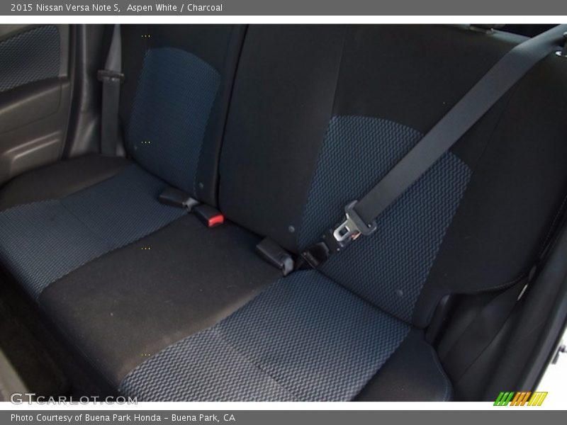 Aspen White / Charcoal 2015 Nissan Versa Note S