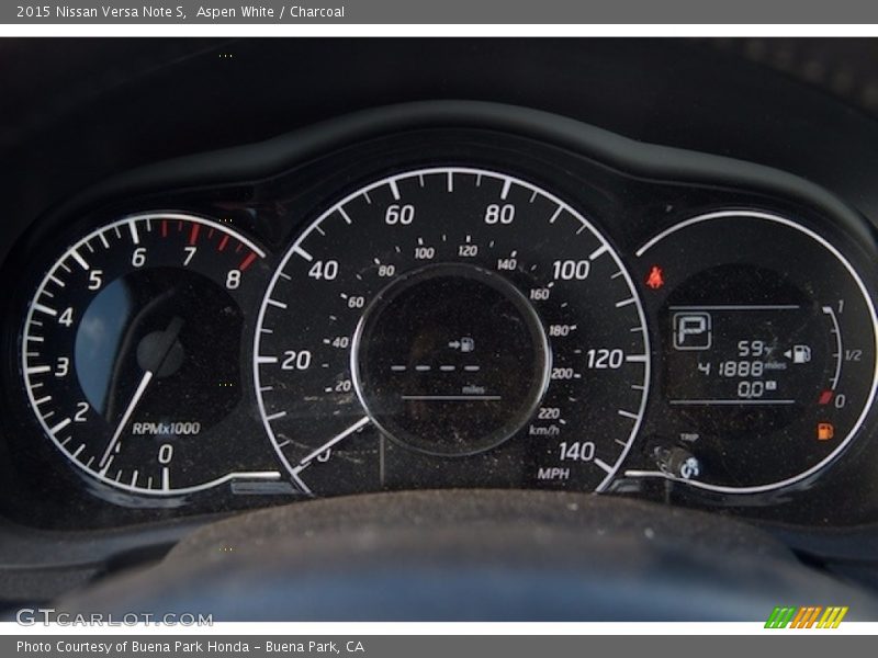 Aspen White / Charcoal 2015 Nissan Versa Note S