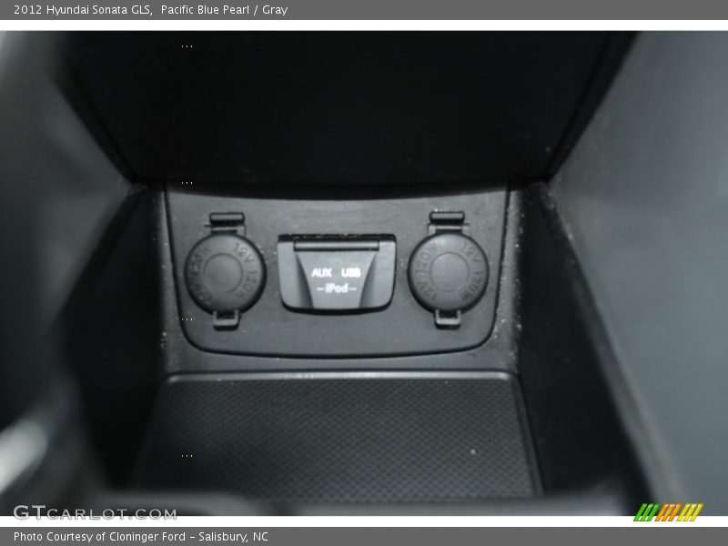 Pacific Blue Pearl / Gray 2012 Hyundai Sonata GLS