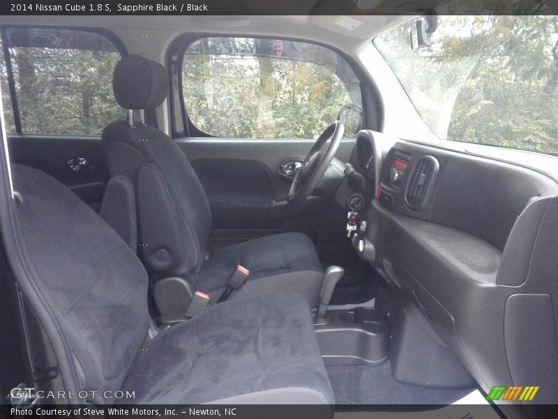 Sapphire Black / Black 2014 Nissan Cube 1.8 S