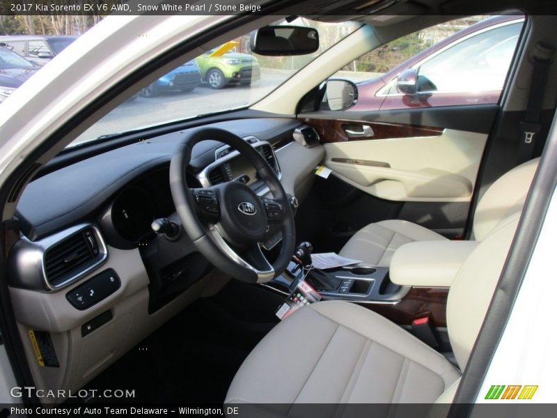 Snow White Pearl / Stone Beige 2017 Kia Sorento EX V6 AWD