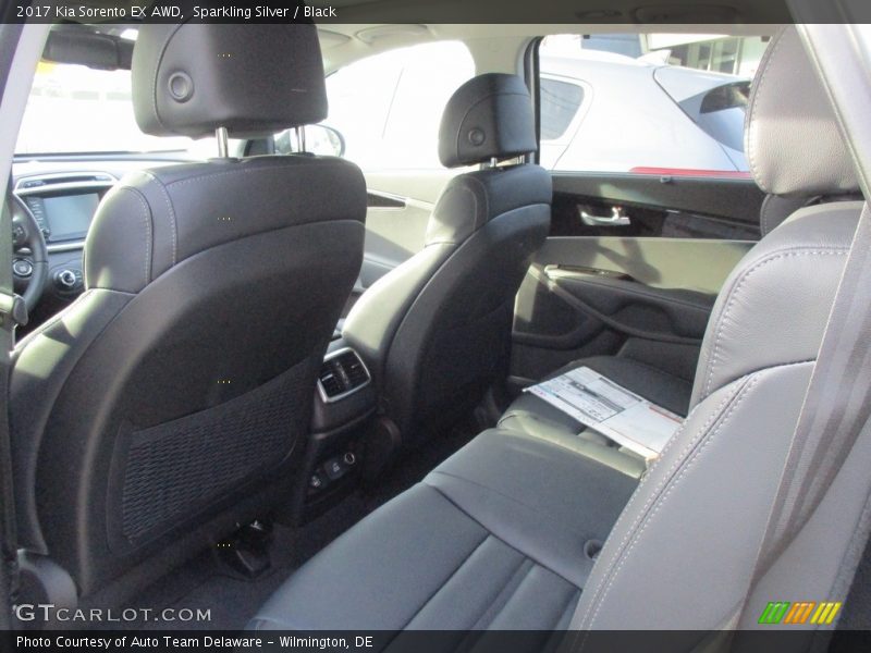 Sparkling Silver / Black 2017 Kia Sorento EX AWD