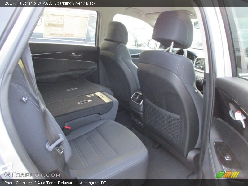 Sparkling Silver / Black 2017 Kia Sorento LX AWD