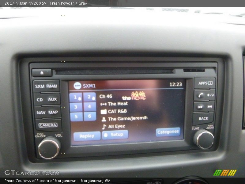 Fresh Powder / Gray 2017 Nissan NV200 SV