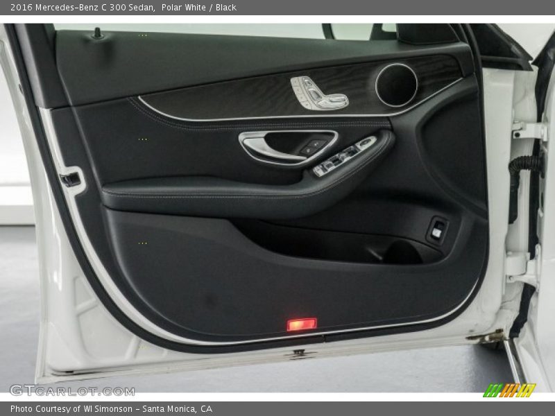 Polar White / Black 2016 Mercedes-Benz C 300 Sedan