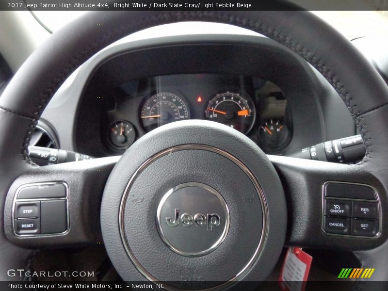 Bright White / Dark Slate Gray/Light Pebble Beige 2017 Jeep Patriot High Altitude 4x4