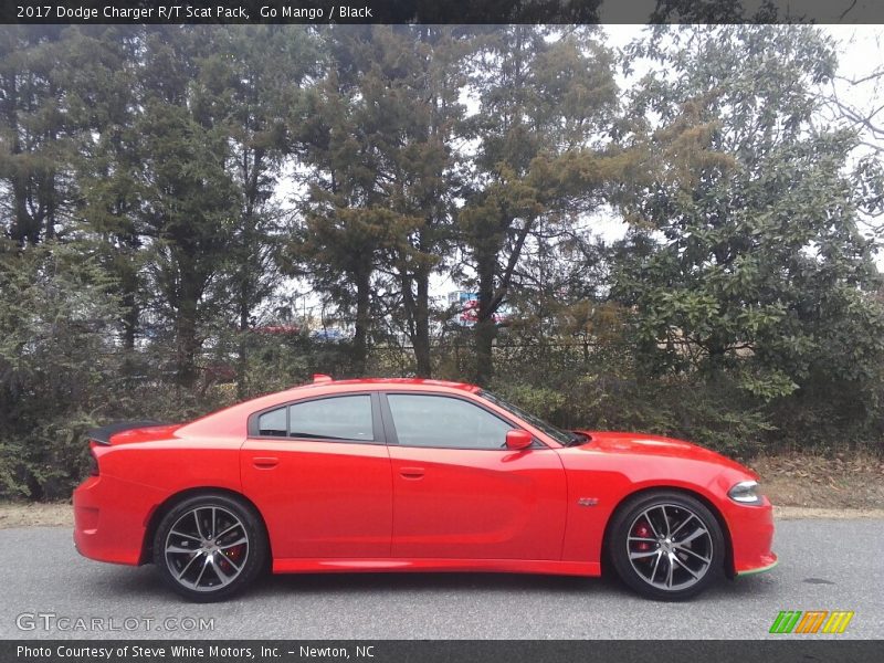 Go Mango / Black 2017 Dodge Charger R/T Scat Pack