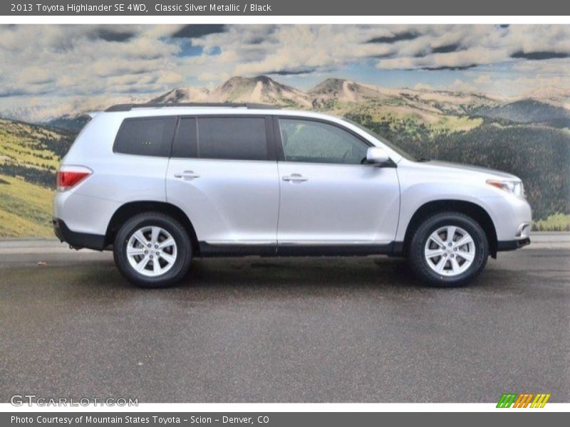 Classic Silver Metallic / Black 2013 Toyota Highlander SE 4WD