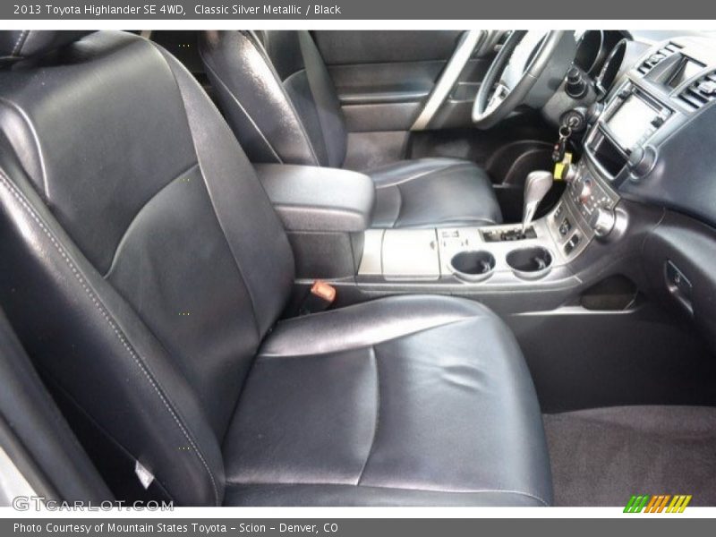 Classic Silver Metallic / Black 2013 Toyota Highlander SE 4WD