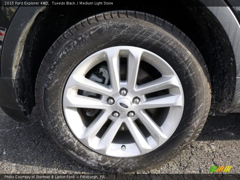 Tuxedo Black / Medium Light Stone 2015 Ford Explorer 4WD